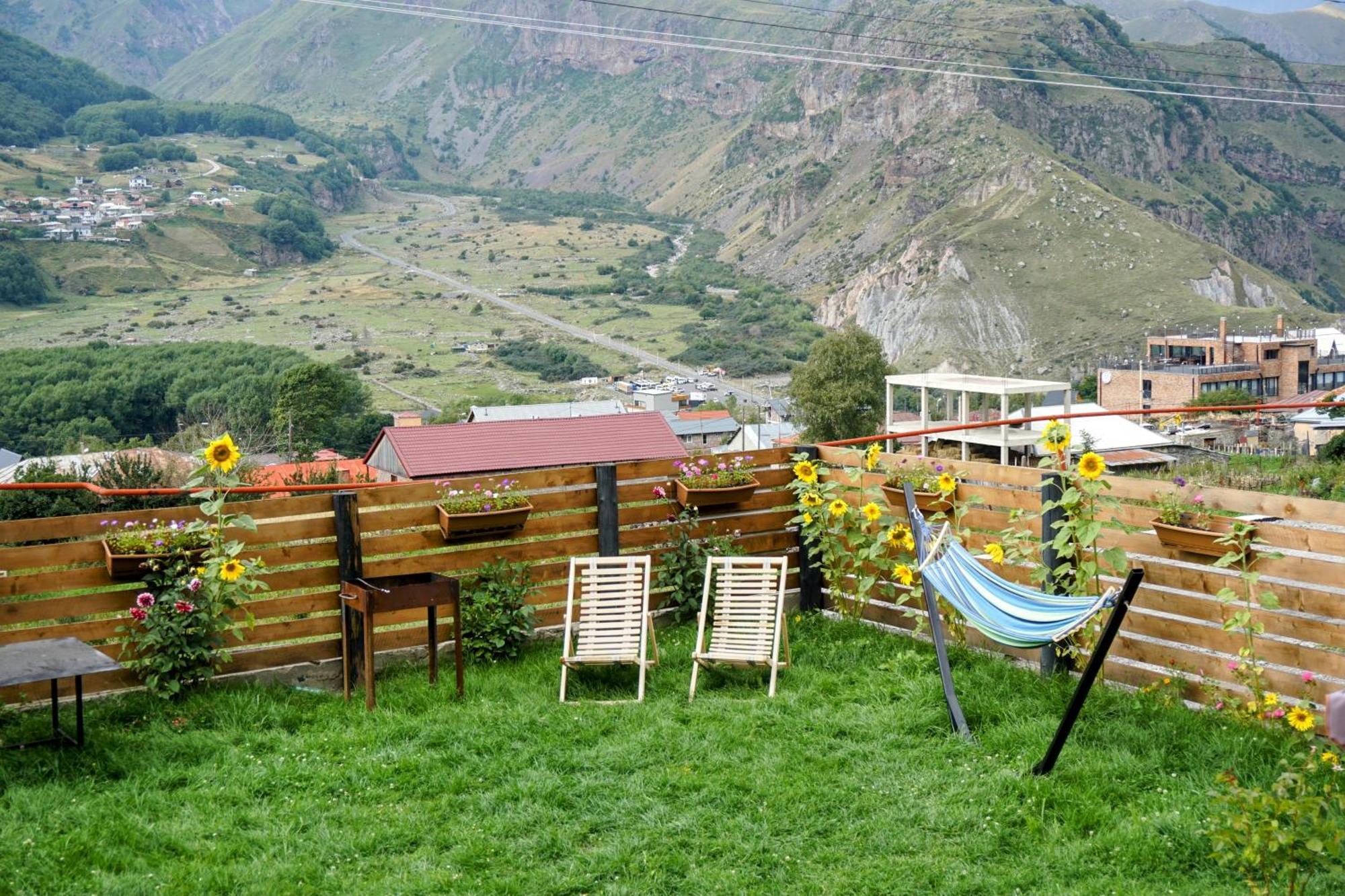 Cottage Caucasus คัซเบกี ภายนอก รูปภาพ