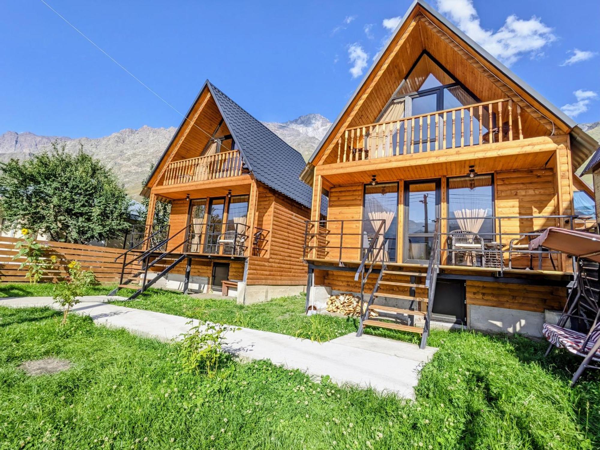 Cottage Caucasus คัซเบกี ภายนอก รูปภาพ